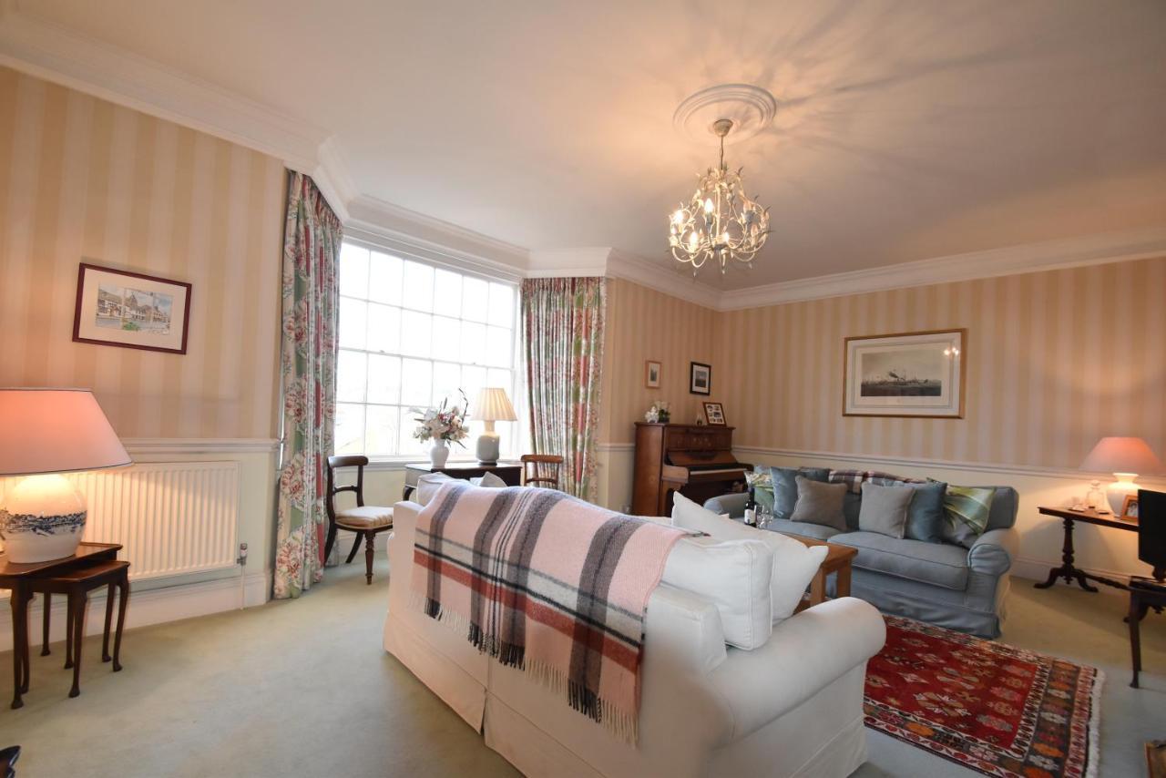 Whitefriars, Rye - Central Location With Parking For 3 Cars - Large Family Home Buitenkant foto